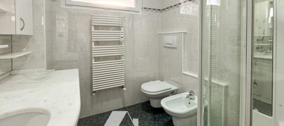 Квартира с 4 комнатами в Трентино Альто Адидже, Италия № 236448 20