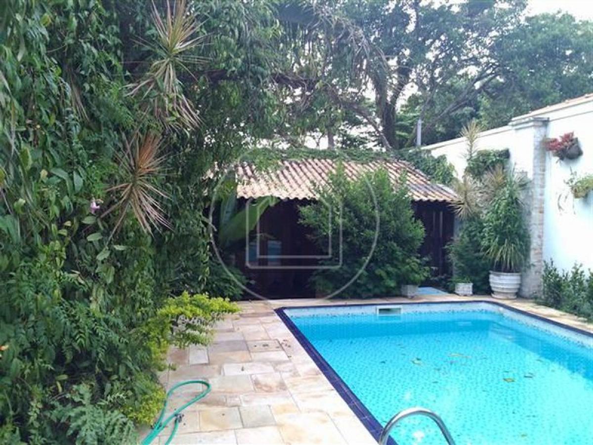 Casa de 4 dormitorios en Sao Paulo, Brazil No. 536911