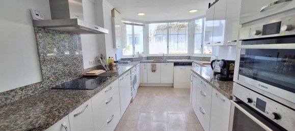 Квартира с 2 спальнями в Эстепона, Испания № 145004 2