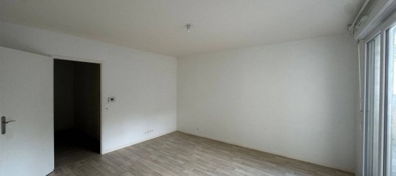 2 bedrooms Apartment in Villepinte, France No. 326863 2