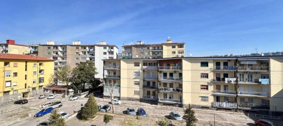 3 rooms Apartment in Naples, Italy No. 37371 21