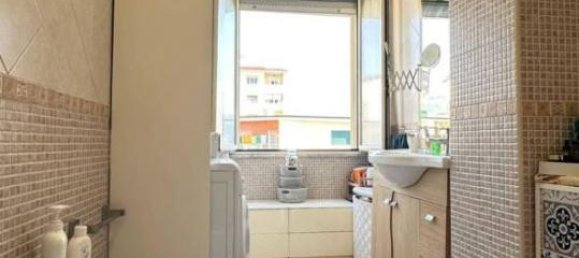 3 rooms Apartment in Naples, Italy No. 37371 18