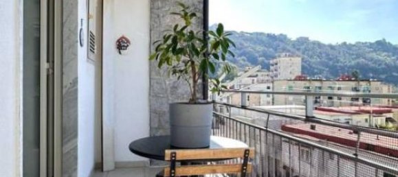 3 rooms Apartment in Naples, Italy No. 37371 10