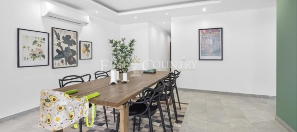 7 bedrooms Villa in Lagoa, Portugal No. 97951 35