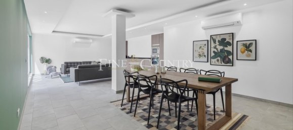 7 bedrooms Villa in Lagoa, Portugal No. 97951 32