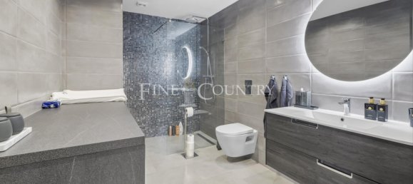 7 bedrooms Villa in Lagoa, Portugal No. 97951 37