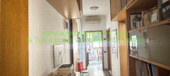 2 rooms Apartment in Venice, Italy No. 295966 8