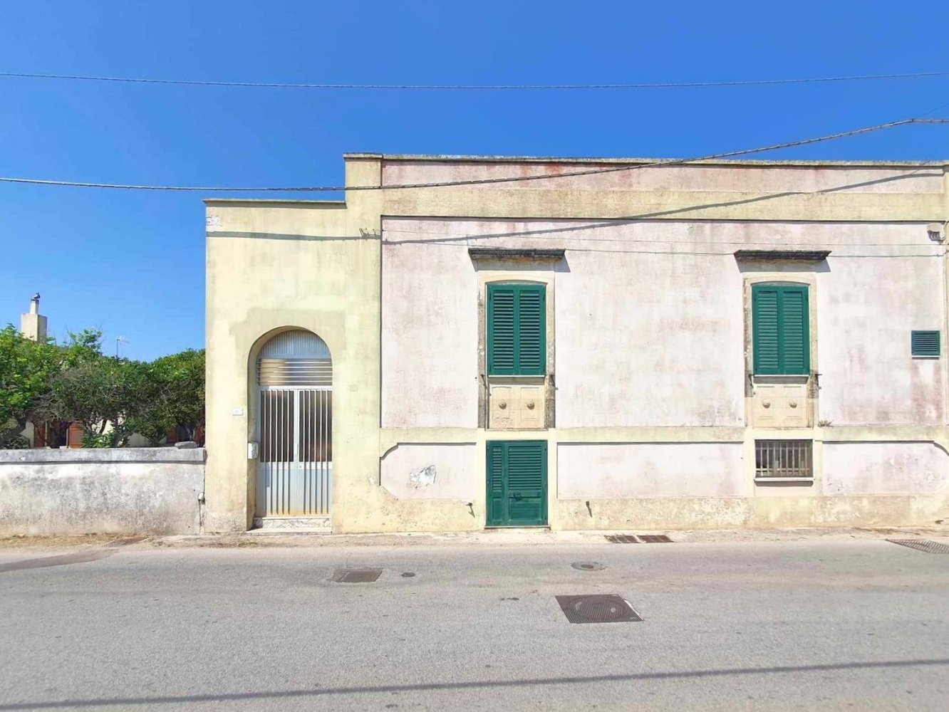 4 rooms House in Diso, Italy No. 116053