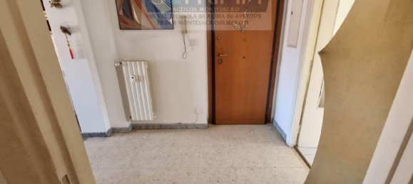 Apartamento de 3 habitaciónes en Rome, Italy No. 227611 6