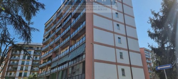 Apartamento de 3 habitaciónes en Rome, Italy No. 227611 2