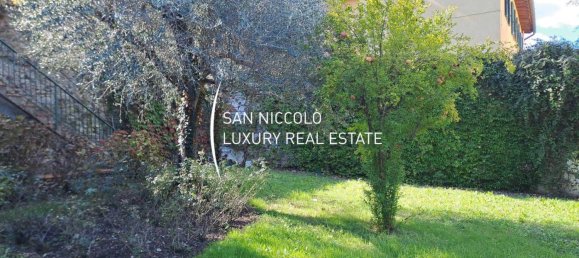 3 bedrooms House in Florence, Italy No. 48313 18