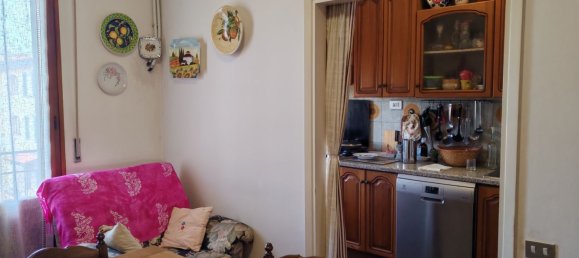 4 bedrooms Apartment in Prato, Italy No. 344093 5