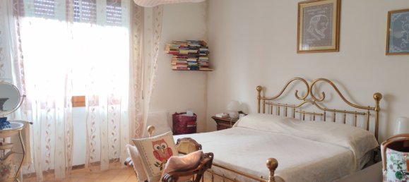4 bedrooms Apartment in Prato, Italy No. 344093 10