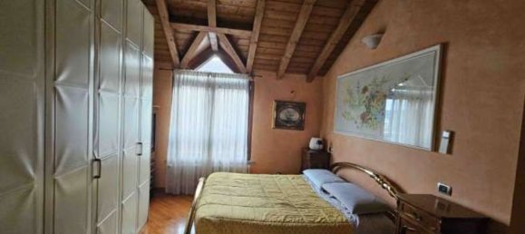 3-salle Appartement à Limbiate, Italy No. 334540 12