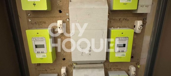 7 rooms Building in Calais, France No. 57479 8