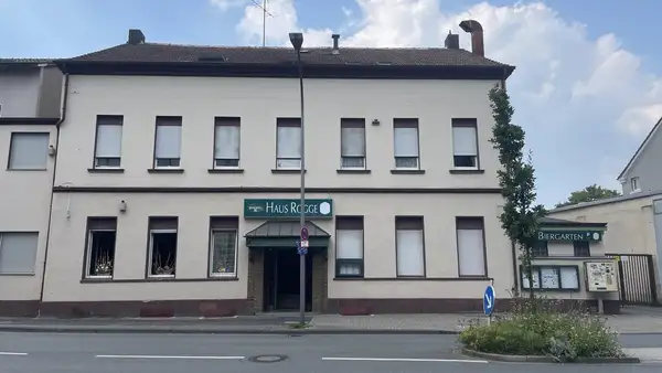 Edificio de 12 habitaciónes en Bochum, Germany No. 360567