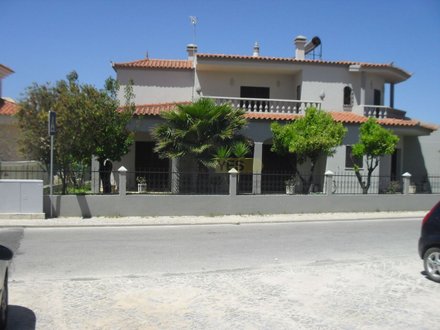 Casa de 4 dormitorios en Loule, Portugal No. 18526