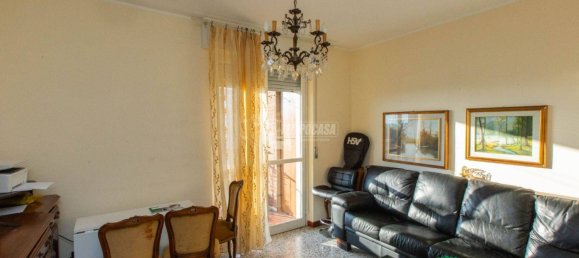 3 bedrooms Apartment in Busto Arsizio, Italy No. 238629 2