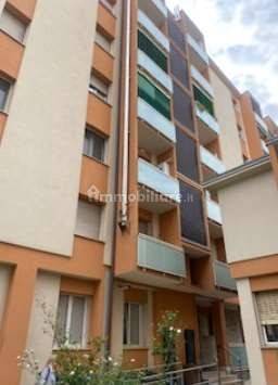 Квартира с 2 спальнями в Милан, Италия № 286846