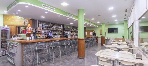 563m² Building in Alaior, Spain No. 4138 11