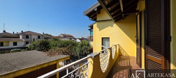 2 Schlafzimmer Villa in Galliate, Italy, Nr. 336220 11