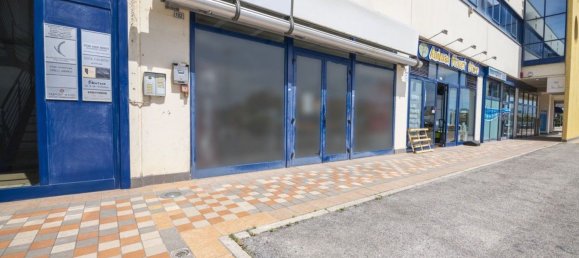 658m² Commercial property in Macerata, Italy No. 254668 7