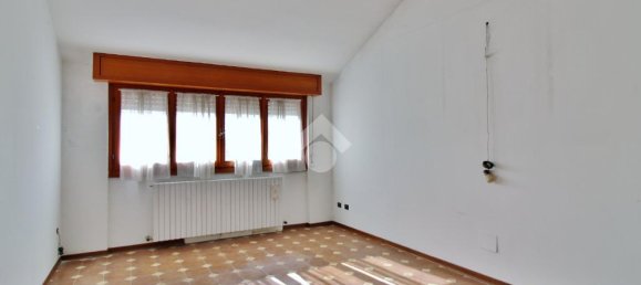 Дом с 3 спальнями в Вогера, Италия № 268835 16