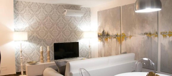 5 rooms Apartment in Venice, Italy No. 30858 3