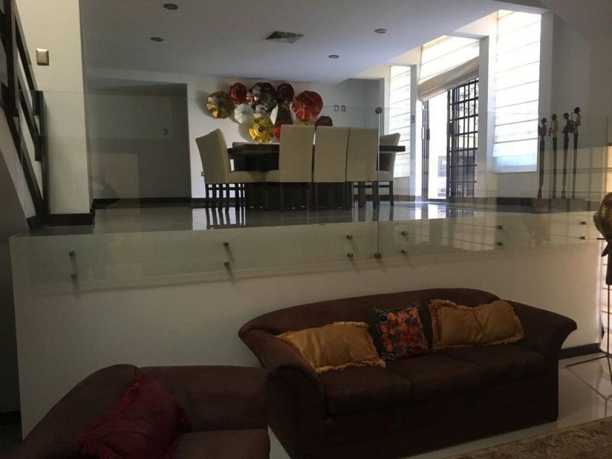 Casa de 4 dormitorios en Chihuahua, Mexico No. 161765