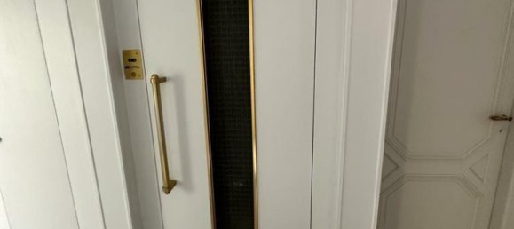 8 bedrooms House in Mulhouse, France No. 93748 11