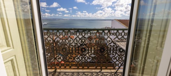 2 bedrooms Apartment in Lisbon, Portugal No. 98714 16