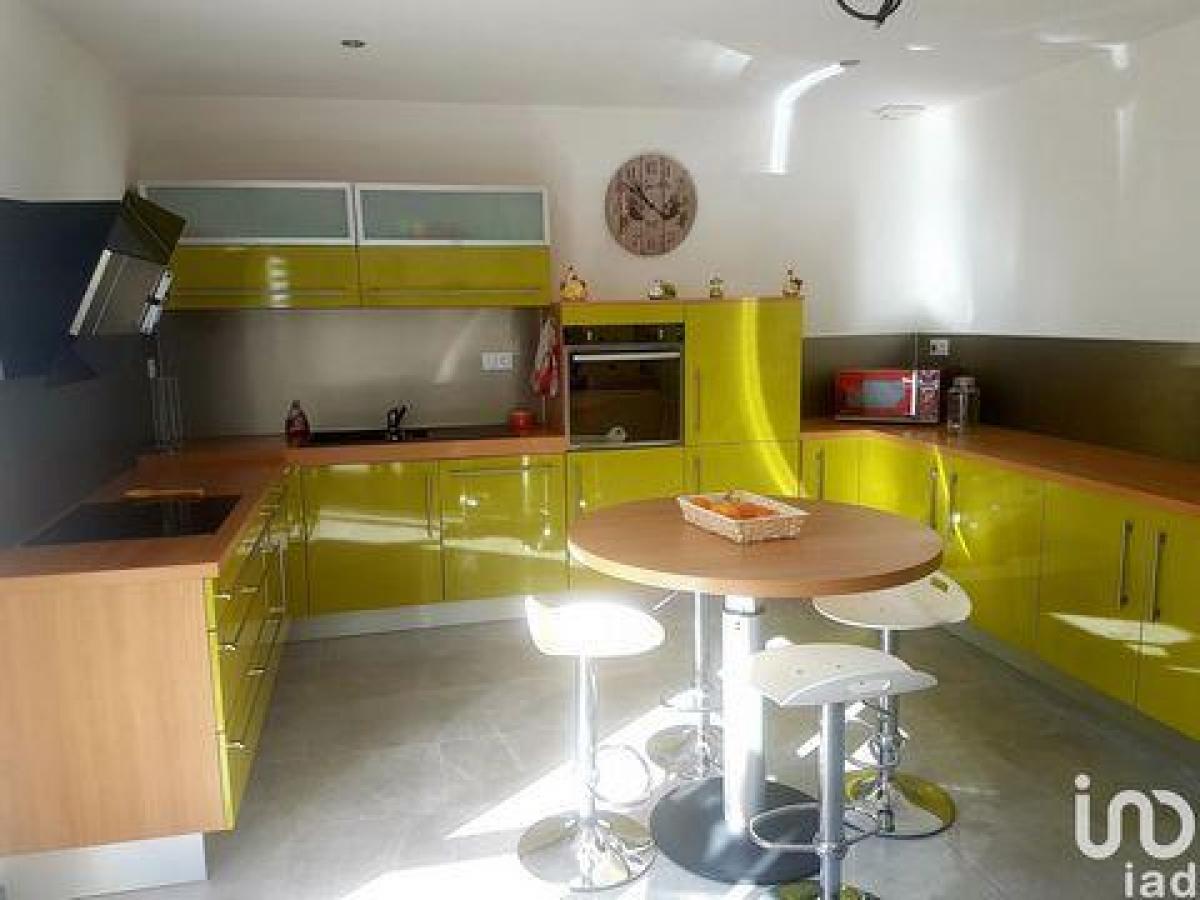 Casa de 2 dormitorios en Coursan, France No. 23819