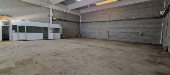 Lagerhaus in Trecate, Italy 390m², Nr. 115433 5