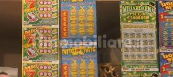 30m² Commercial property in Turin, Italy No. 58395 4