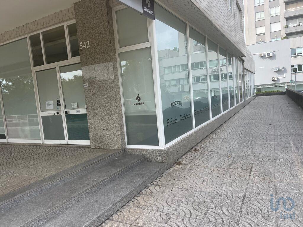 Propriété commerciale à Porto, Portugal 286m² No. 306349