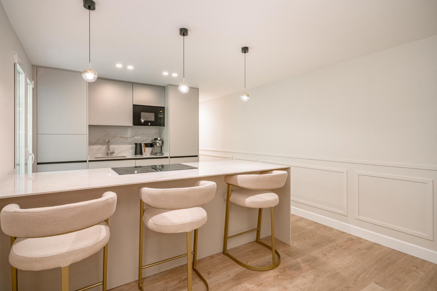 2 bedrooms Apartment in Madrid, Spain No. 127405