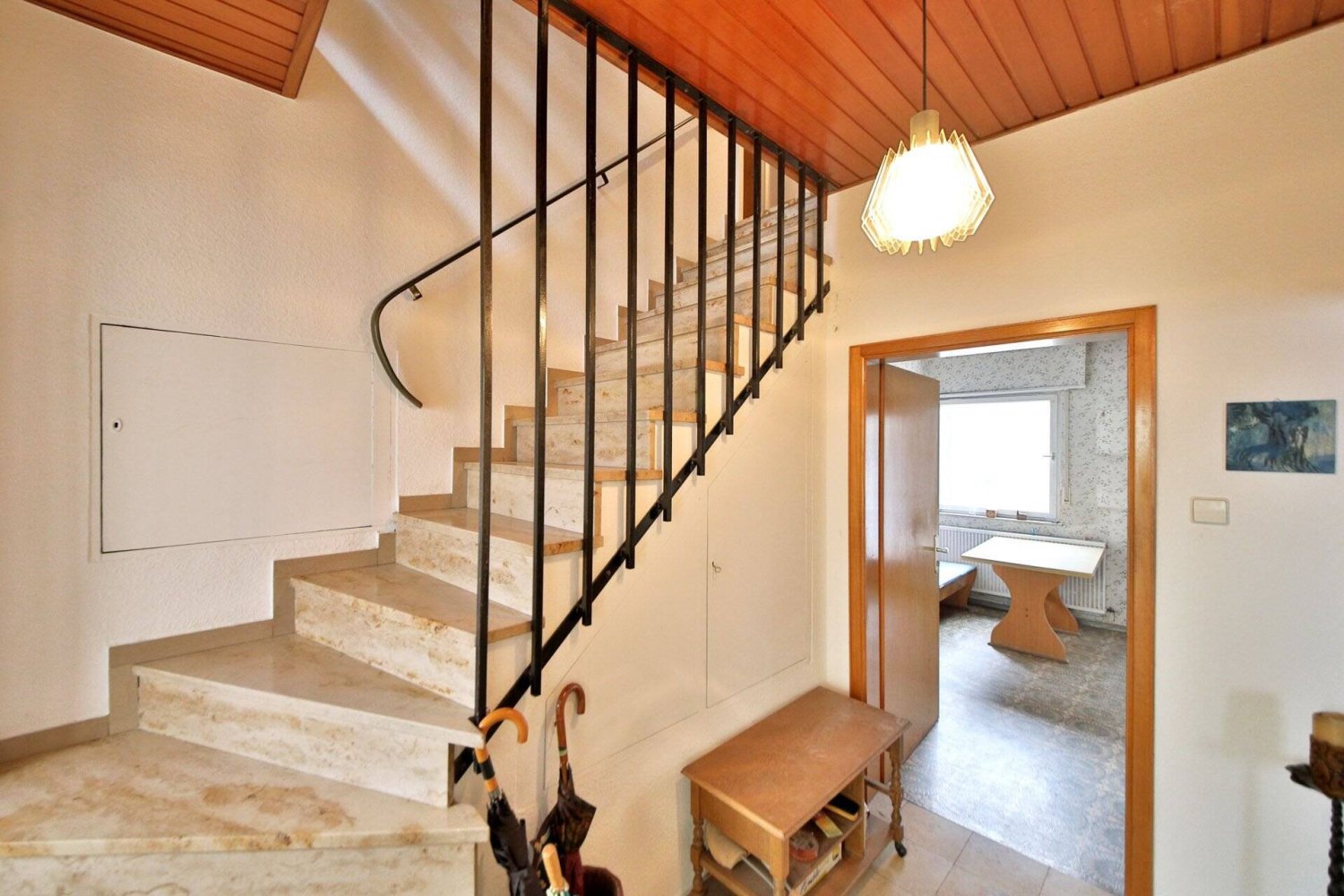 Casa de 7 habitaciónes en Karlsruhe, Germany No. 86916