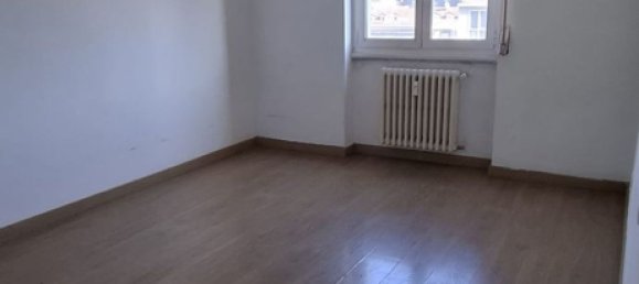 3 Schlafzimmer Wohnung in Milan, Italy, Nr. 364943 11