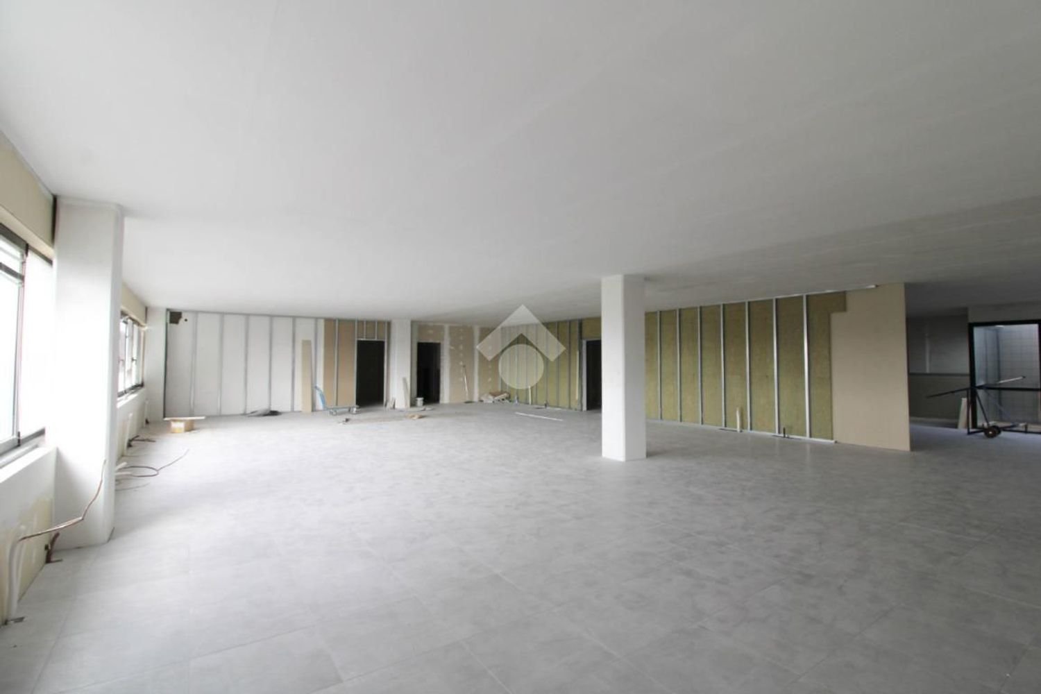 Bureau à Lallio, Italy 570m² No. 91543