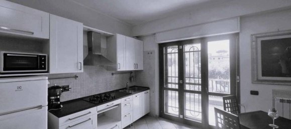 2غرفة شقة في Rome, Italy رقم 36661 18