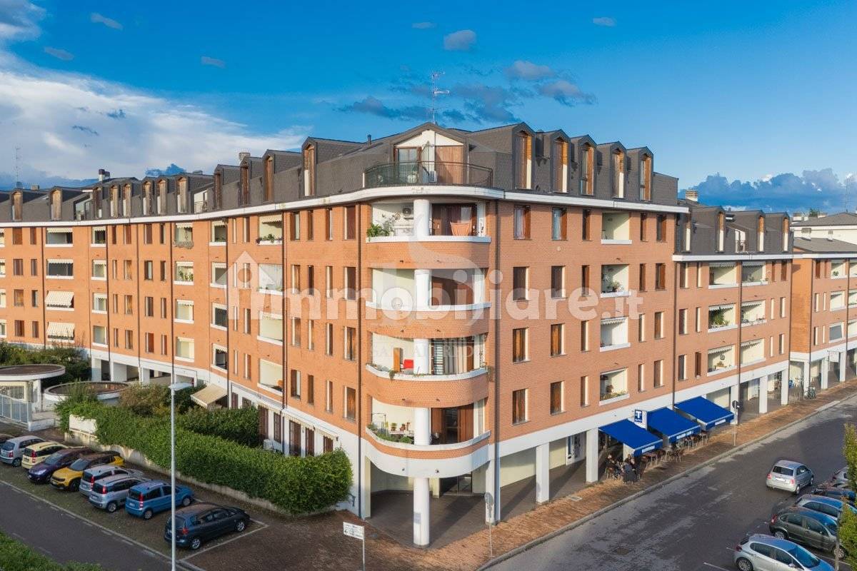 1 bedroom Apartment in Concorezzo, Italy No. 341493