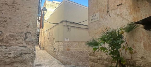 3 bedrooms House in Bisceglie, Italy No. 336493 12