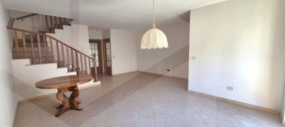 7 rooms House in Pescara, Italy No. 29379 49