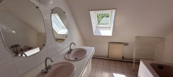 Casa de 3 dormitorios en Sainte-Severe-sur-Indre, France No. 61041 13