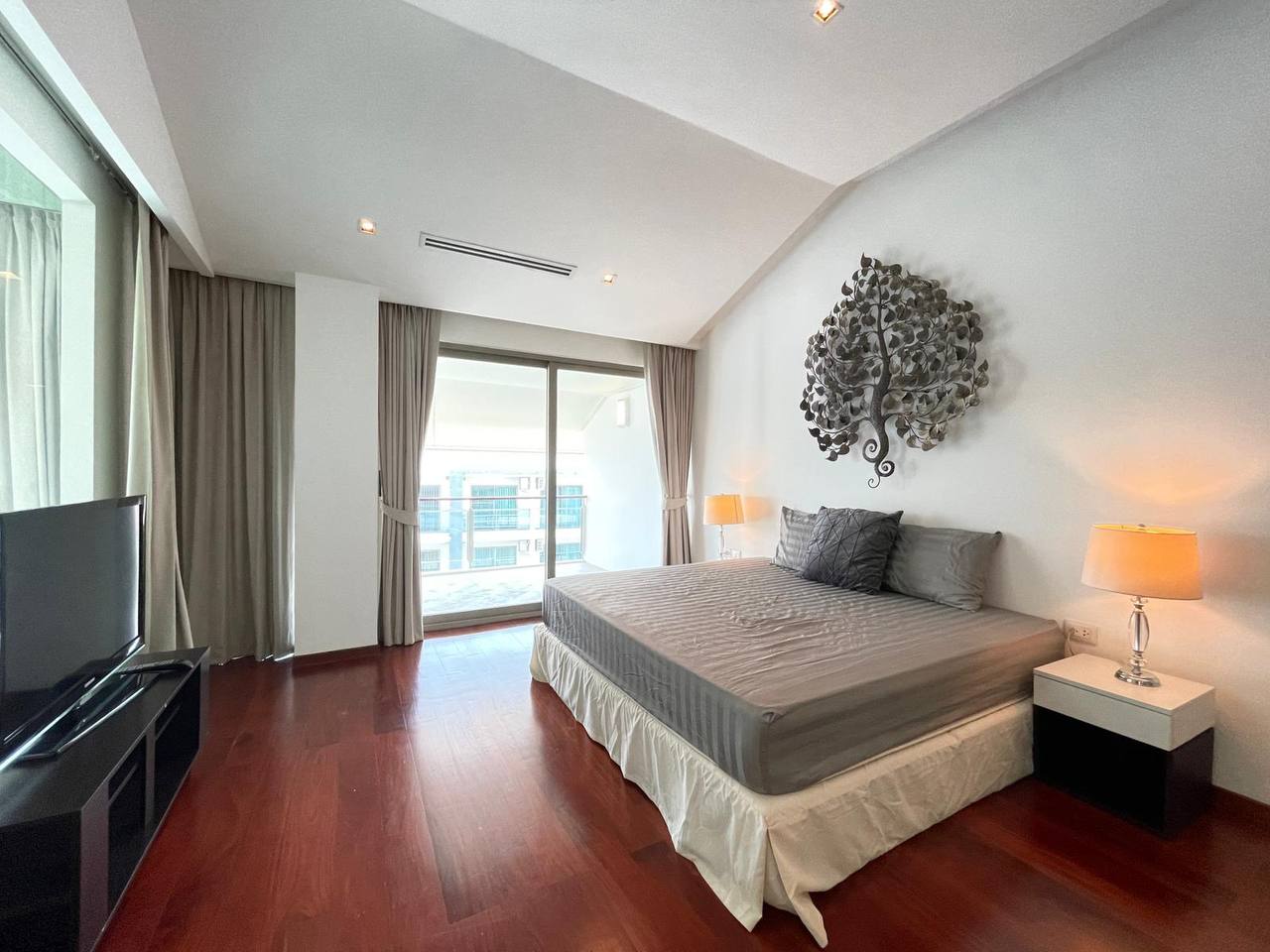 2 bedrooms Apartment in Pattaya, Thailand No. 33613