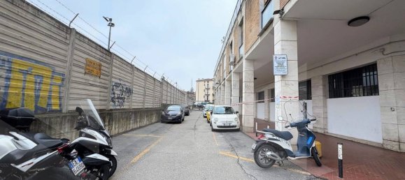 4 rooms Apartment in Bologna, Italy No. 20640 24
