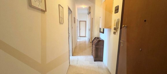 4 rooms Apartment in Bologna, Italy No. 20640 21
