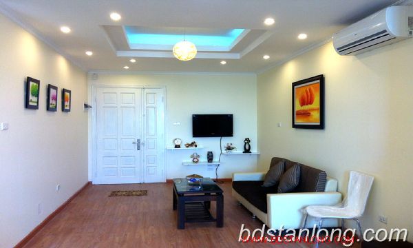 2 bedrooms Apartment in Tay Ho, Vietnam No. 5668