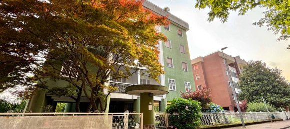 3 bedrooms Apartment in Rozzano, Italy No. 343509 4