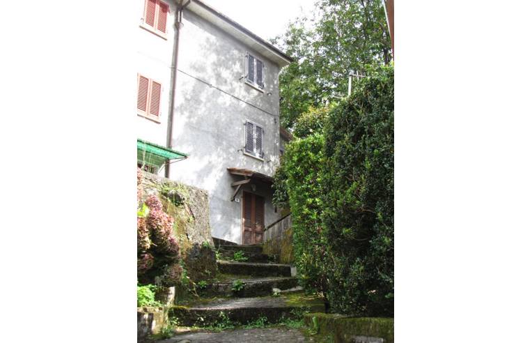 2 bedrooms House in Seravezza, Italy No. 255067